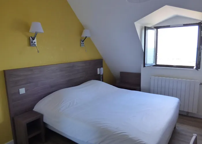 Castel Moor Hotel 2*