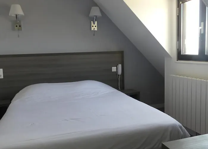 Castel Moor Hotel 2*